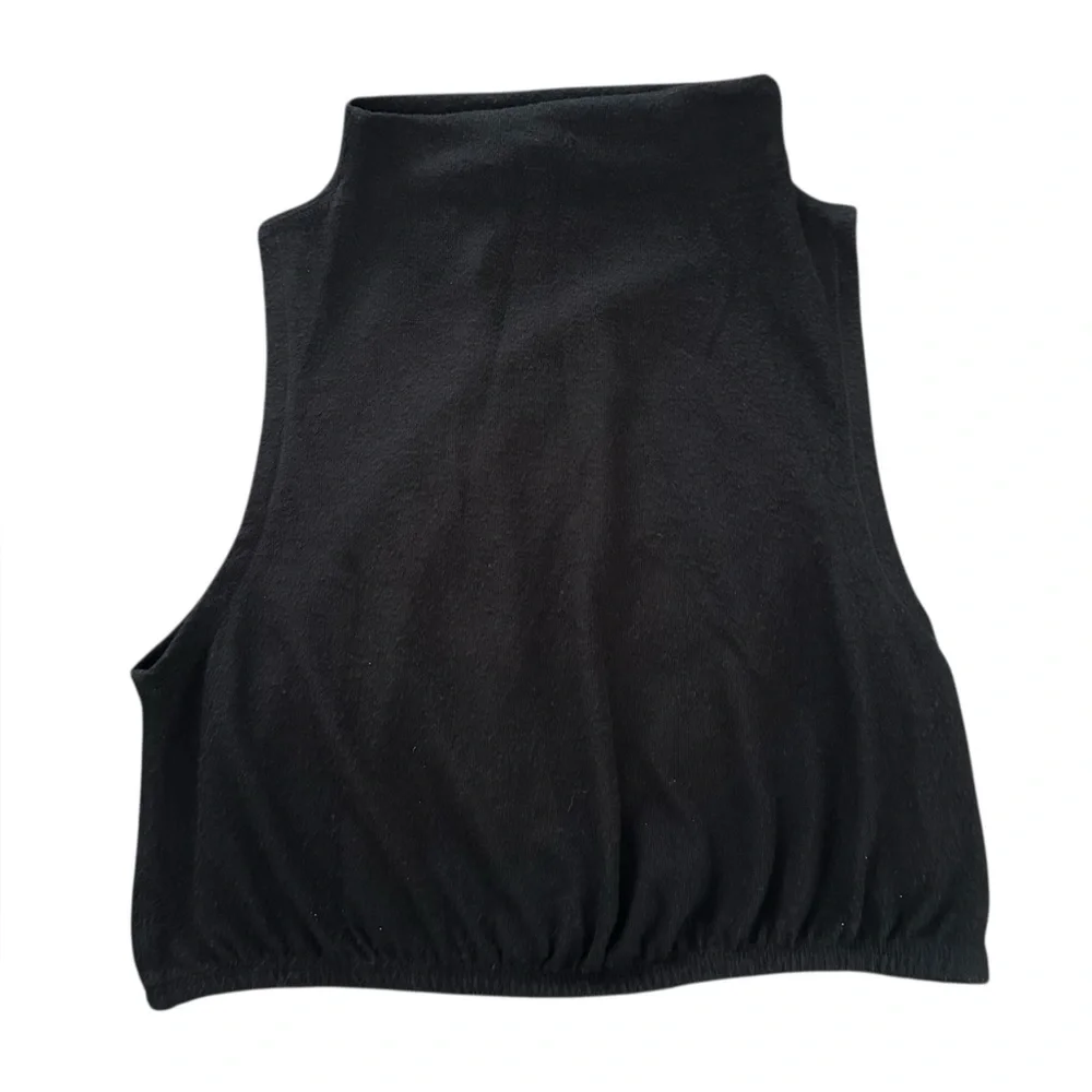 ALO Yoga Black Sleeveless Fuzzy Soft Crop Top S